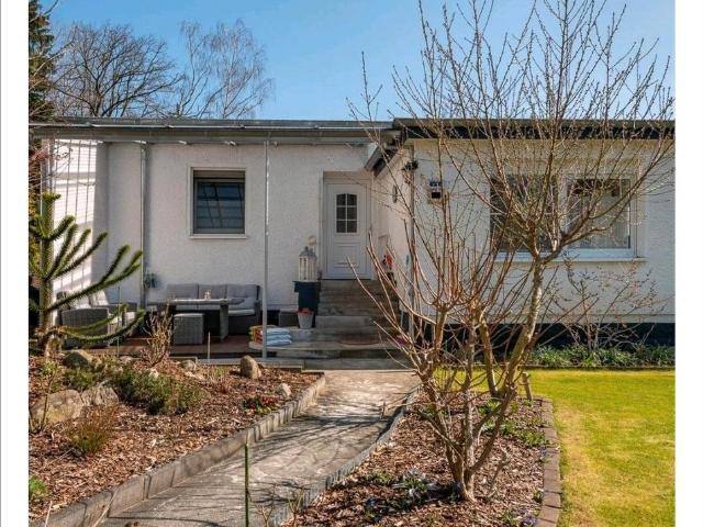 Einfamilienhaus mit Keller zu Verkaufen!