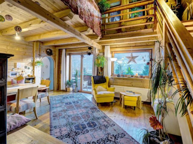 Sonniges Einfamilienhaus mit Bergblick