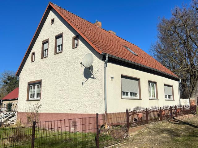 Einfamilienhaus mit Potenzial in Lossow