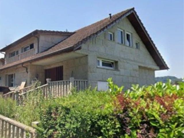 Einfamilienhaus mit Schwimmbecken
