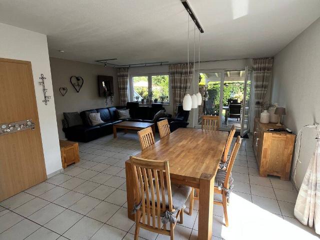 Einfamilienhaus mit Terrasse und gr. Garten auf Erbpacht