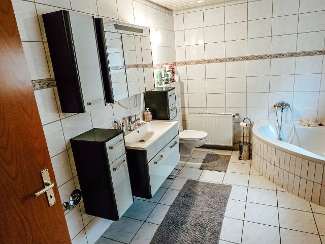 Einfamilienhaus mit viel Platz und Potential