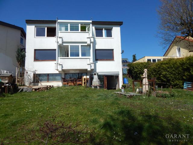 Einfamilienhaus mit vielen Extras in exzellenter Aussichtslage