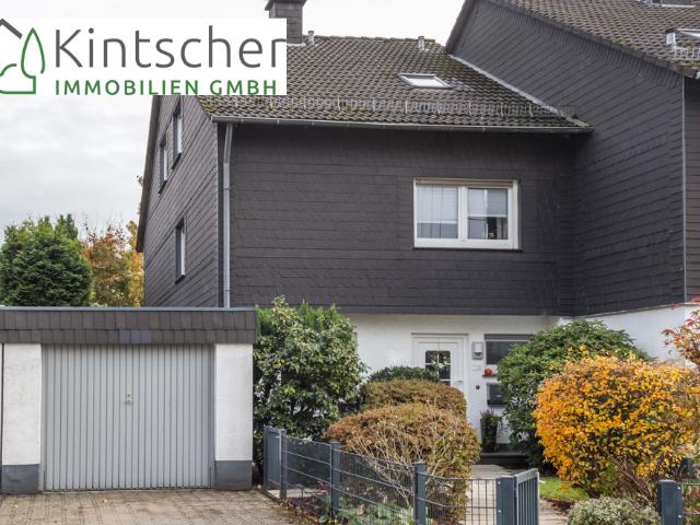 Einfamilienhaus mit 4 Schlafzimmern, Garten und Garage in Burscheid Hilgen
