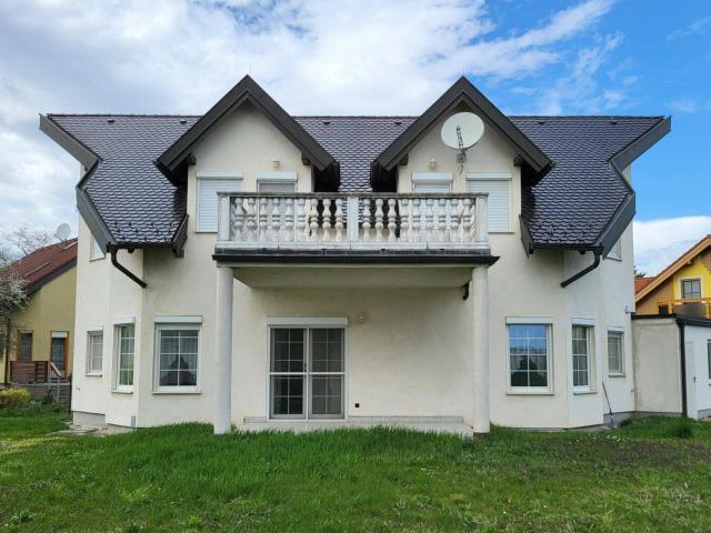 Einfamilienhaus mit 737m² Eigengrund