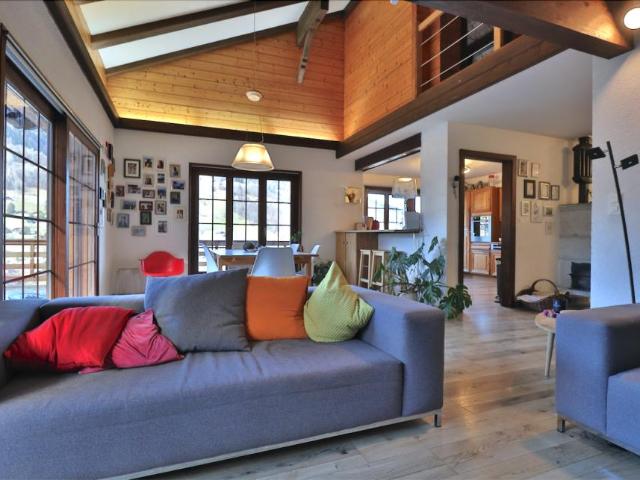 Einfamilienhaus von fast 290 m2 Nettonutzfläche