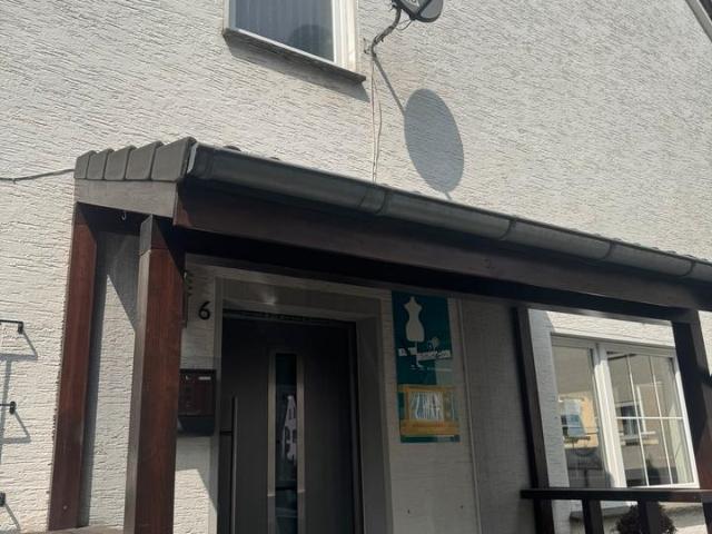 Einfamilienhaus zu verkaufen ! BÜREN