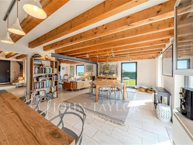Einfamilienvilla mit Panoramablick auf den Lake Leman