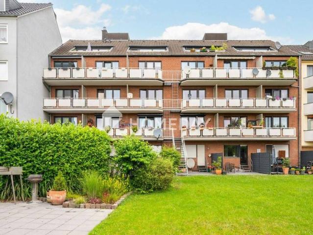 Einfach mal die Ruhe genießen Gepflegte EG Wohnung mit großem Garten, Süd Terrasse & moderner EBK