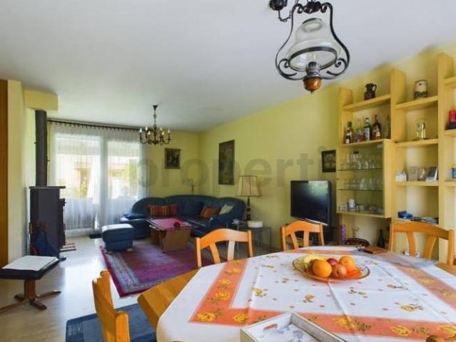 Einladendes 4.5 Zimmer Reihenhaus in Caslano Invitante casa a schiera di 4,5 locali a Caslano