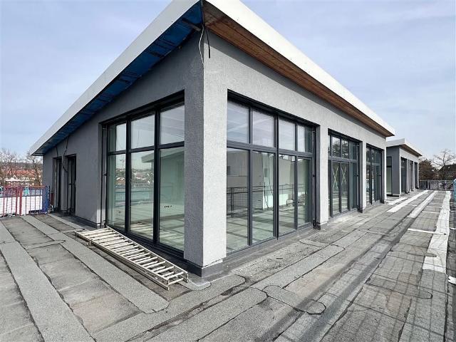 Einmalige Gelegenheit! Atemberaubendes 4 Zi. Penthouse in Zirndorf