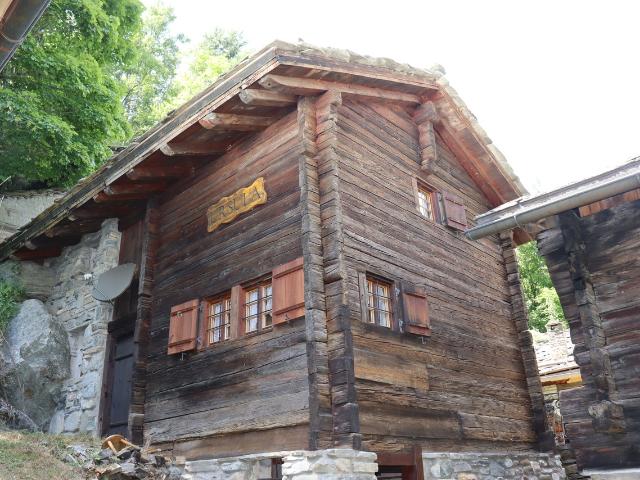 Einmaliges Walliser Traumhaus – Geschichte, Charme & Natur pur