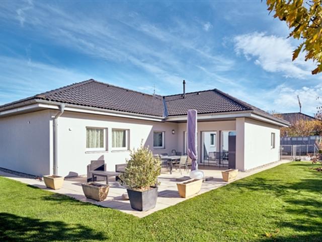 Einstöckige Villa mit 4,5 Zimmern