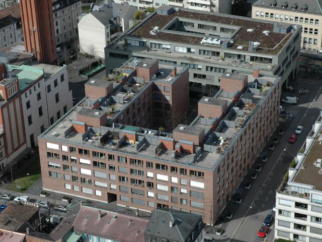 Einstellhallenplatz im Wettstein Quartier