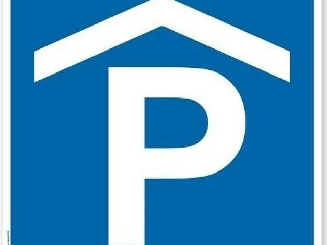 Einstellhallenplatz zu gesucht?