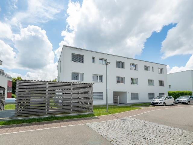 Einstellhallenplatz zu vermieten