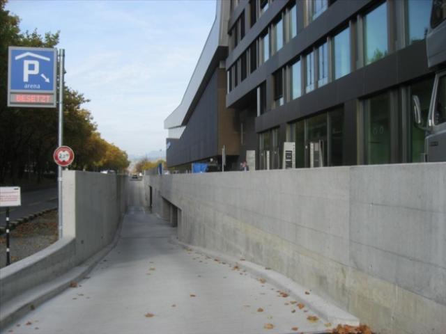 Einstellhallenplätze an zentraler Lage zu vermieten Nähe Schutzengel S Bahn