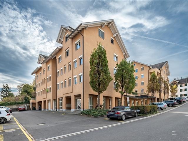 Einstellplatz in moderner Parkgarage in Horgen zu vermieten