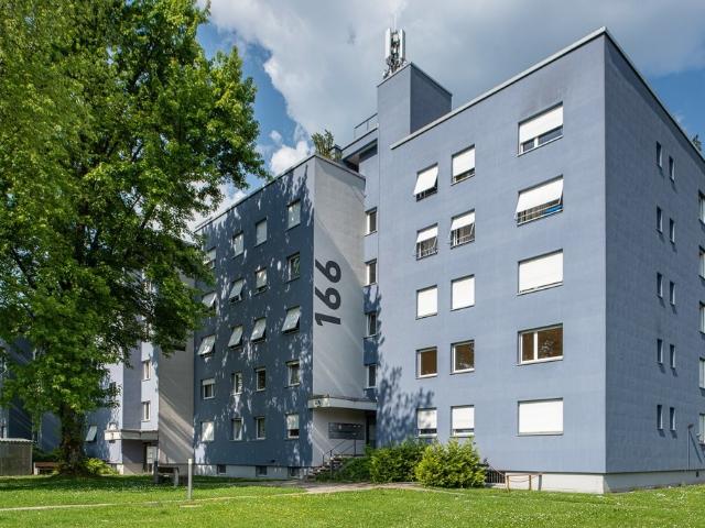 Einstellplatz zu vermieten