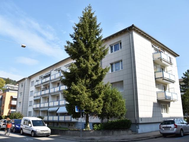 Einstellplätze an der Feldeckstrasse zu vermieten!