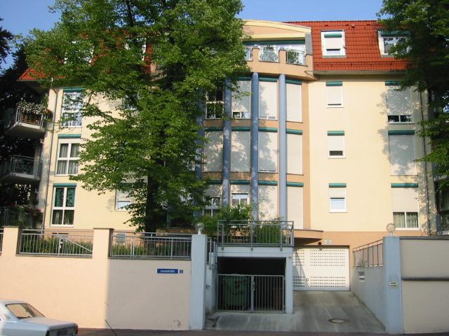 Eigentumswohnung mit TG Stellplatz in ansprechender Wohngegend!