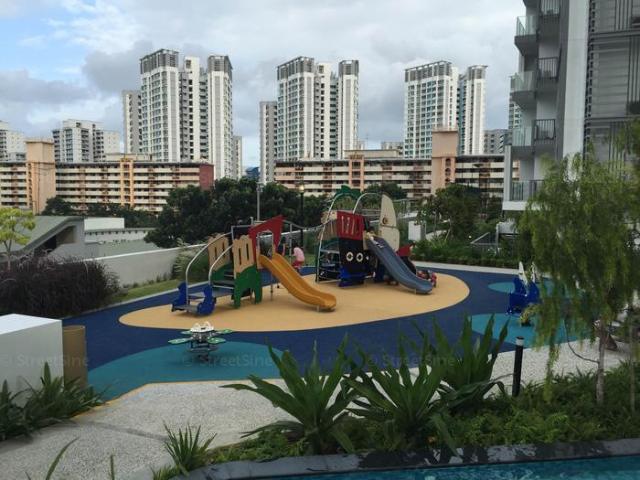 Eight Riversuites D12, Condominium