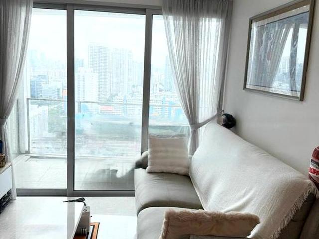 Eight Riversuites D12, Condominium