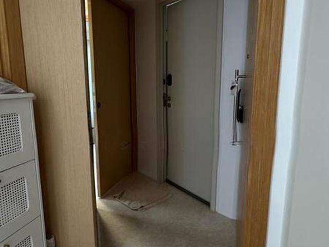 Eight Riversuites D12, Condominium
