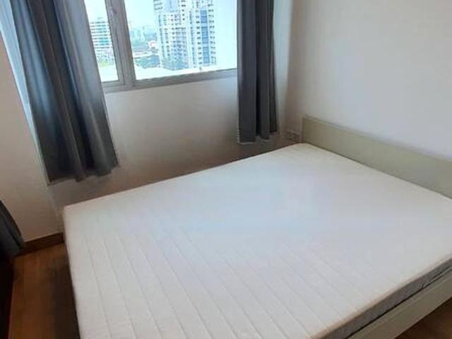Eight Riversuites D12, Condominium