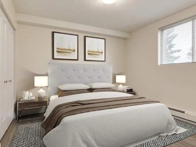 Eighty Nine Collins Apartments 2 Bedroom Apartment for Rent at 89 Collins Cres Se, Medicine Hat, AB T1B 1T7 Crestwood