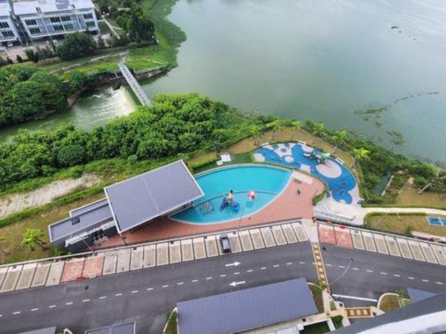 Eisland Puchong Condo 3r2b Partial Furnished For Sale