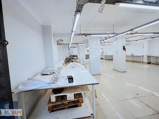 El Yapıdan Arnavutköyde Cadde Üzerinde 165m2 İki Katlı Satılık