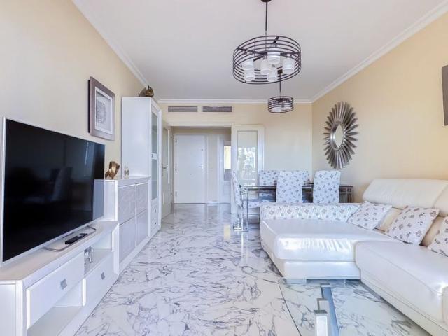 Middle Floor Apartment in El Faro