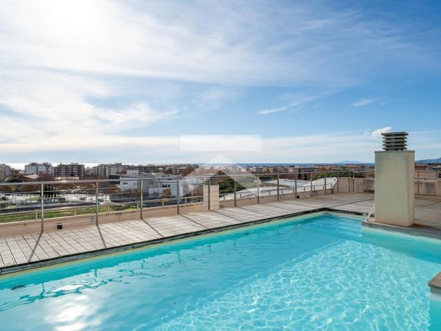 El mar, a cinco minutos y la piscina en la azotea de tu prop. 103m² Cambrils