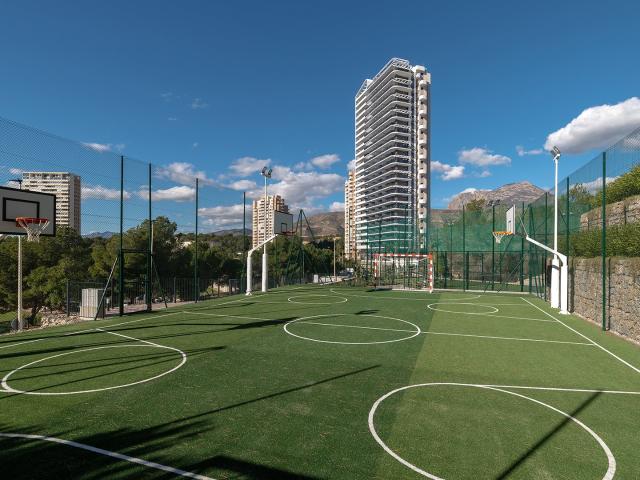 El mar, el golf y la vida de Benidorm, todo se puede disfrut. 131m² Benidorm