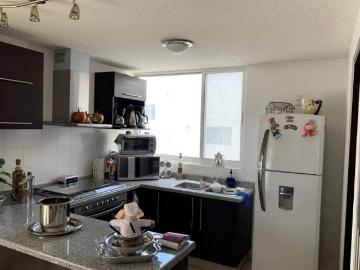 El Mirador Departamento de 2 pisos, segunda mano, 3 recámaras. VENTA