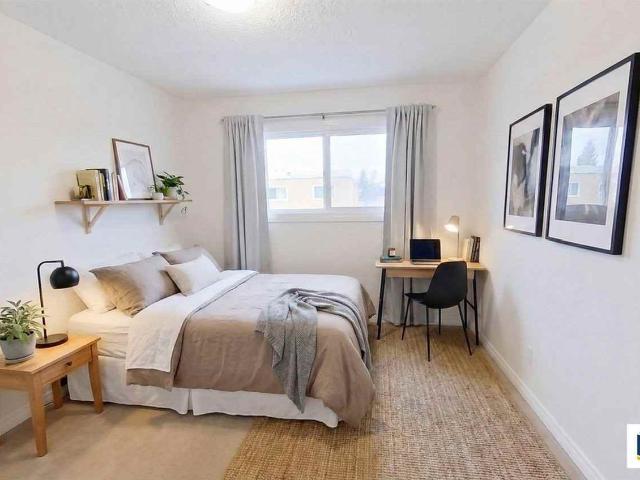 Elmwood Townhomes 3 Bedroom Apartment for Rent at 8401 169 St Nw, Edmonton, AB T5R 2W7 Elmwood