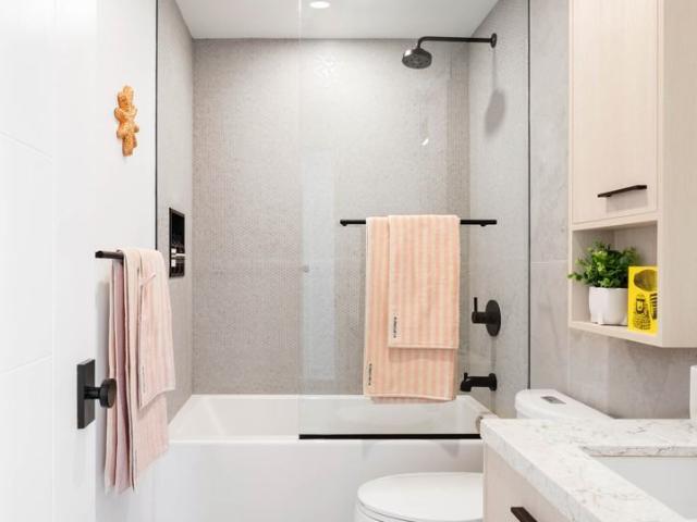 Elm Ledbury 1 Bedroom Apartment for Rent at 30 Mutual St, Toronto, ON M5B 0E4 Garden District