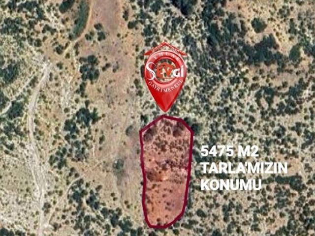 ELMALI AHATLI'DA BESİHANE'YE, GÜNEŞ ENERJİ SİSTEMLERİNE UYGUN 5475 m SATILIK TARLA