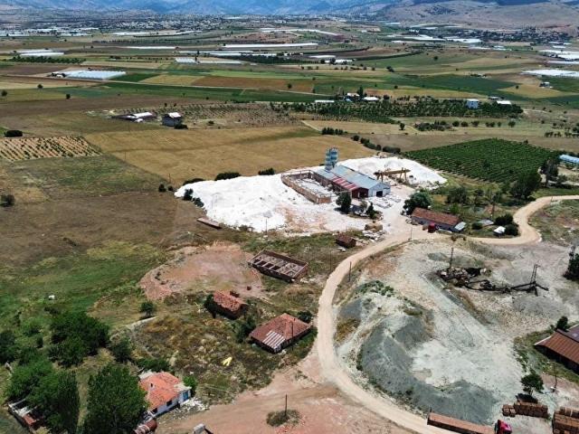 ELMALI GÖKPINAR'da 5 KAT İMARLI KÖŞE ARSA!