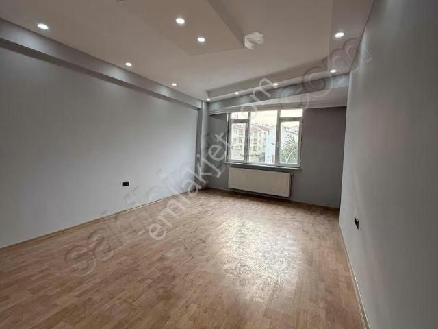 Elmas Emlaktan Kiralık 3+1 Geniş Ve Ferah Daire