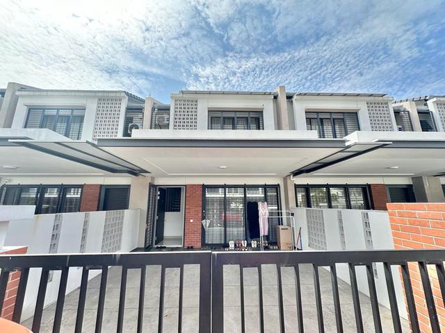 Elmina Green Double Storey untuk disewa For rent