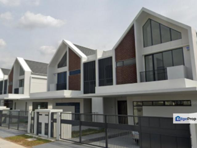Elmina West