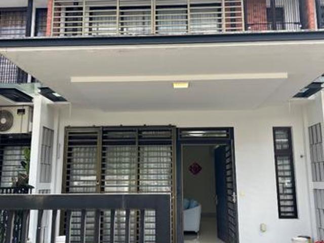 Elmina West 1No18