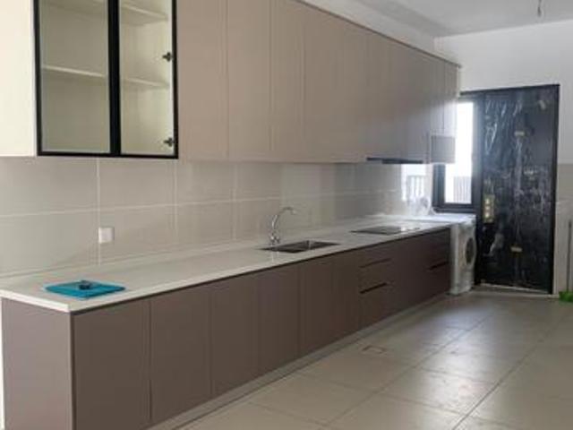 Elmina Valley 5 Elmina West 2 storey terrace house for rent
