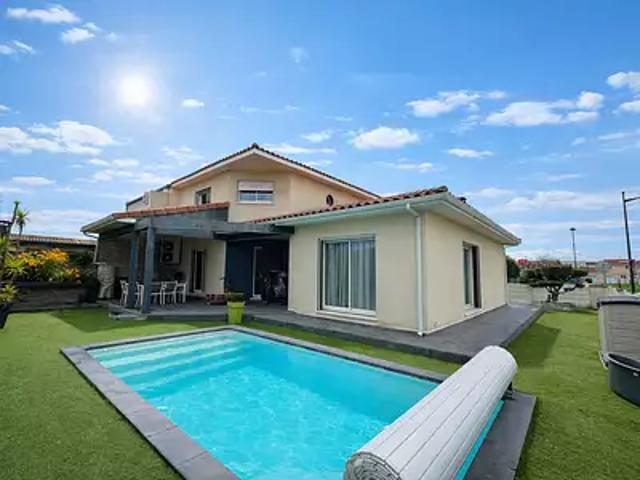 Elne 66200 Achat / Vente maison 6 pièces t6 piscine terrasse