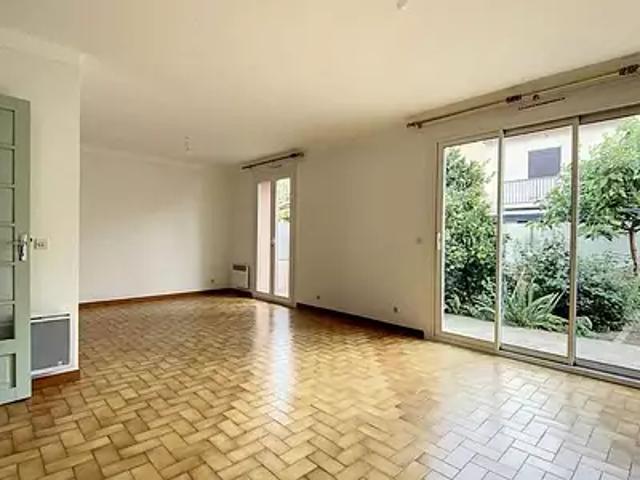 Elne 66200 Location maison 5 pièces t5