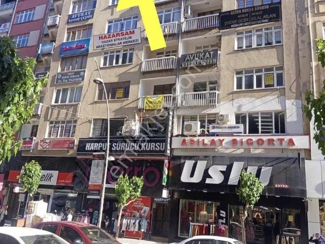 Elazığın Kalbinde Gazi Caddesinde Değerli Yatırım Fırsatı