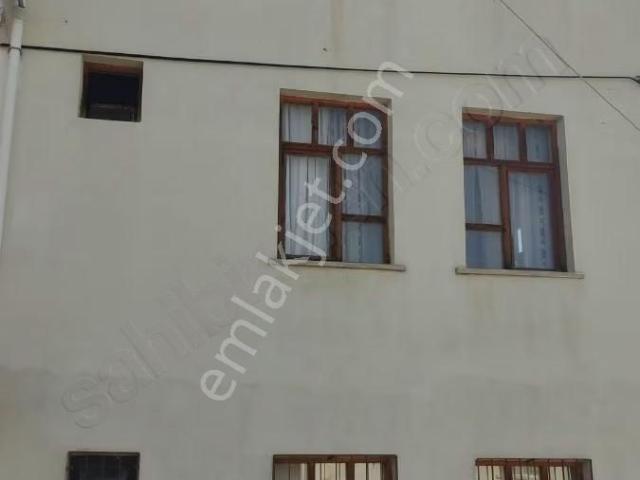 Elazığ Baskil Merkezinde Satlık 3+1 Yüksek Giriş Daire