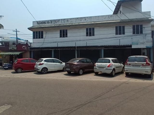 Elamkulam, Kochi East Commercial Showroom 1000 Sq. Ft. in Elamkulam Kochi Listing ID: #10313